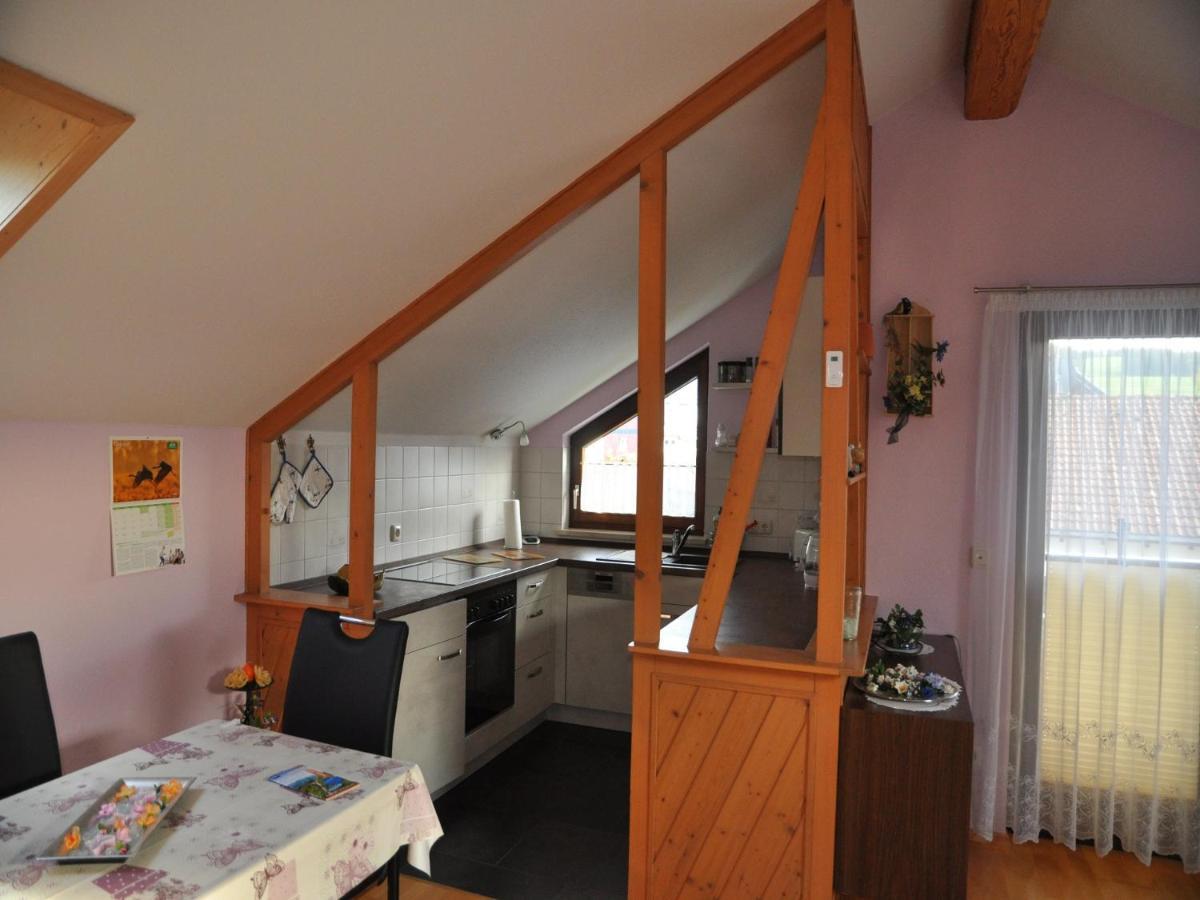 Ferienwohnung Lore ヴァイラー・ジンマーベルク エクステリア 写真
