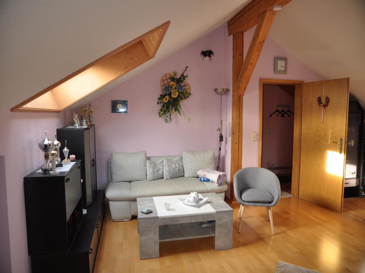 Ferienwohnung Lore ヴァイラー・ジンマーベルク エクステリア 写真